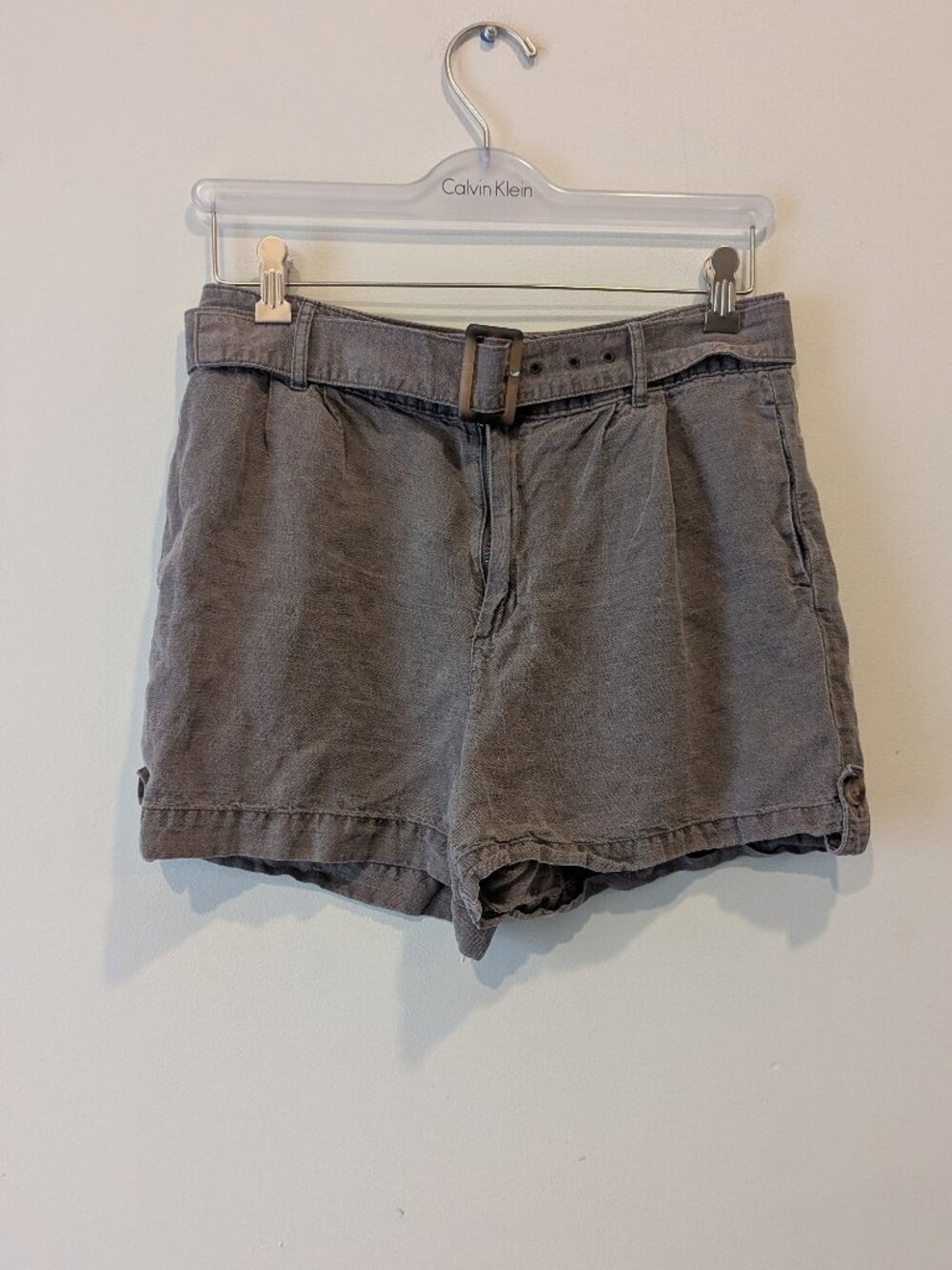 Nicole Miller New York Belted Linen Blend Taupe Shorts